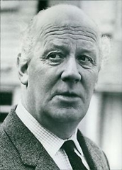 Actor William Mervyn.jpg