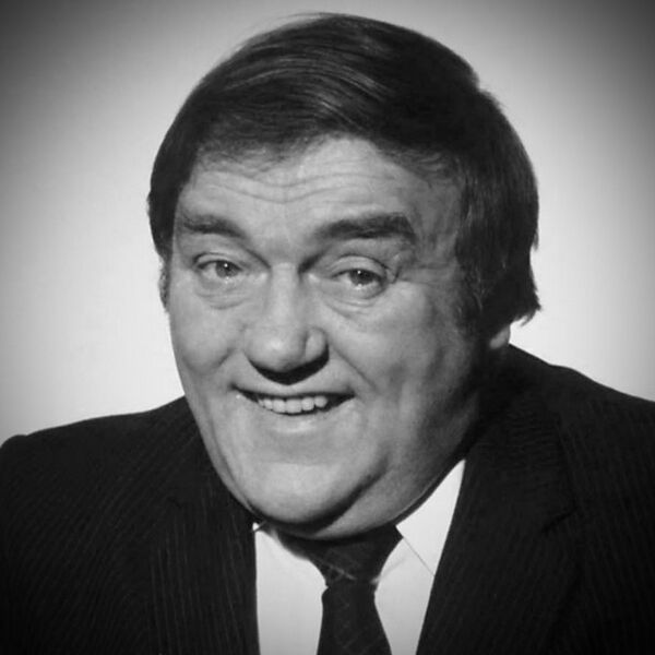 File:Les Dawson.jpg