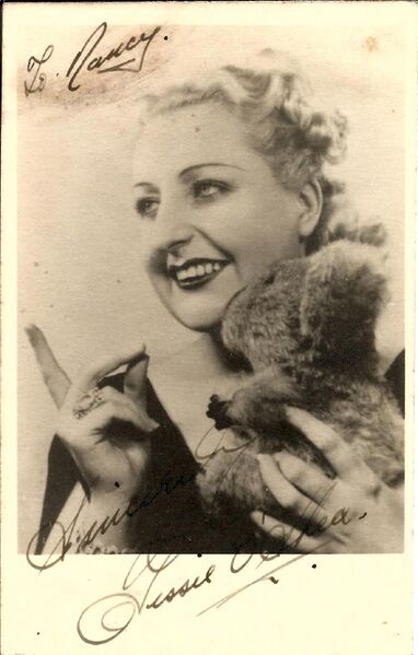 File:Tessie O'Shea.jpg