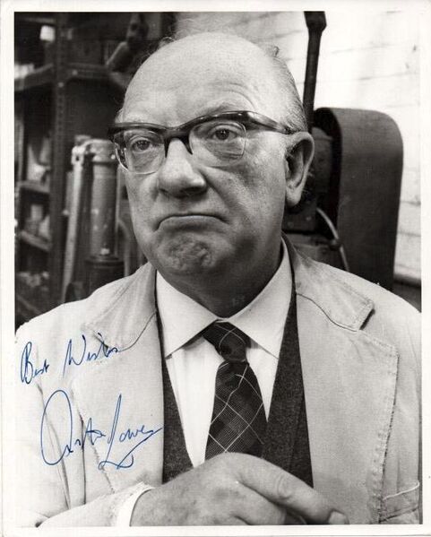 File:Arthur Lowe (promo).jpg