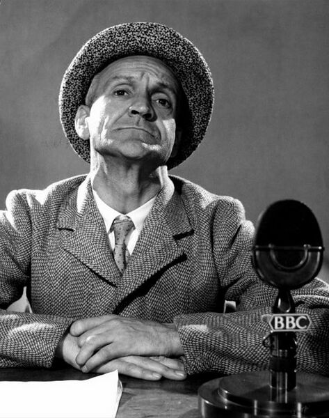 File:Stanley Unwin (comedian).jpg