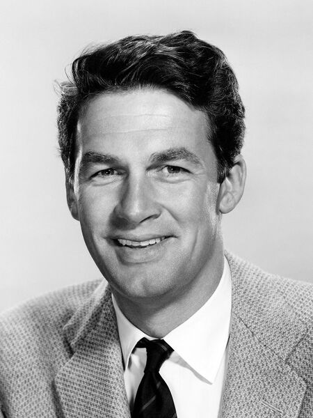 File:Bill Travers.jpg