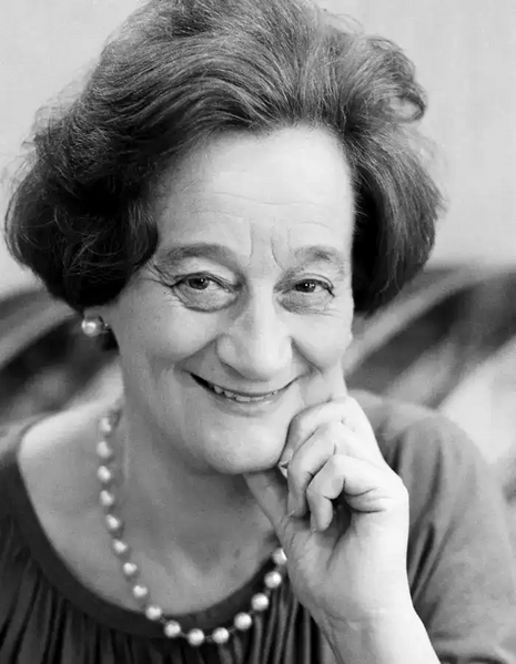 File:Liz Smith (actress).webp